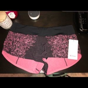 lululemon • speed up shorts